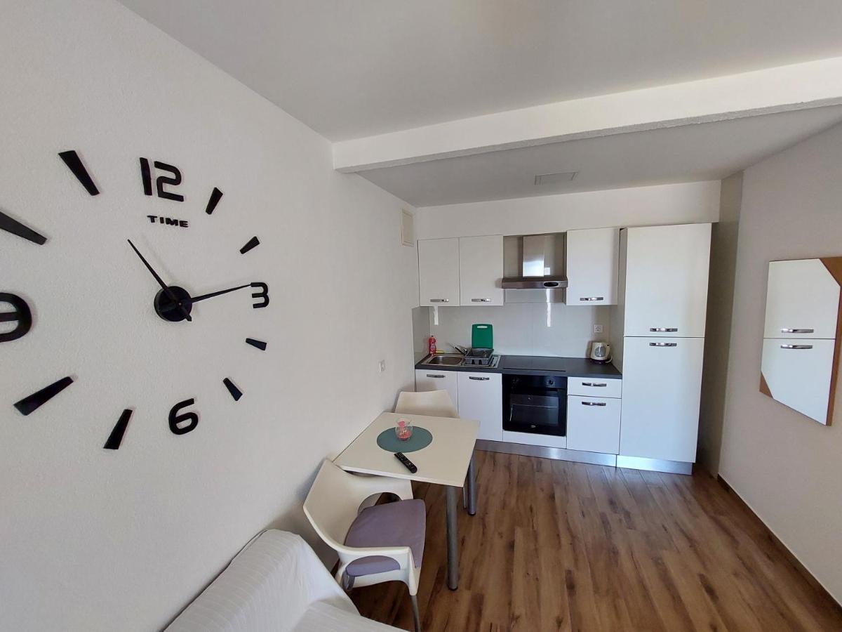 Apartments Matic Baška Voda Eksteriør billede