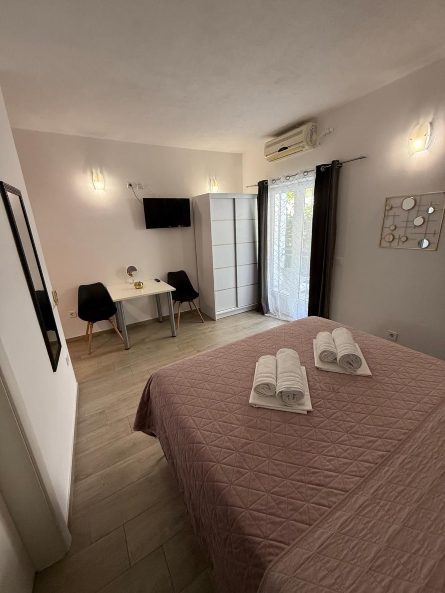 Apartments Matic Baška Voda Værelse billede