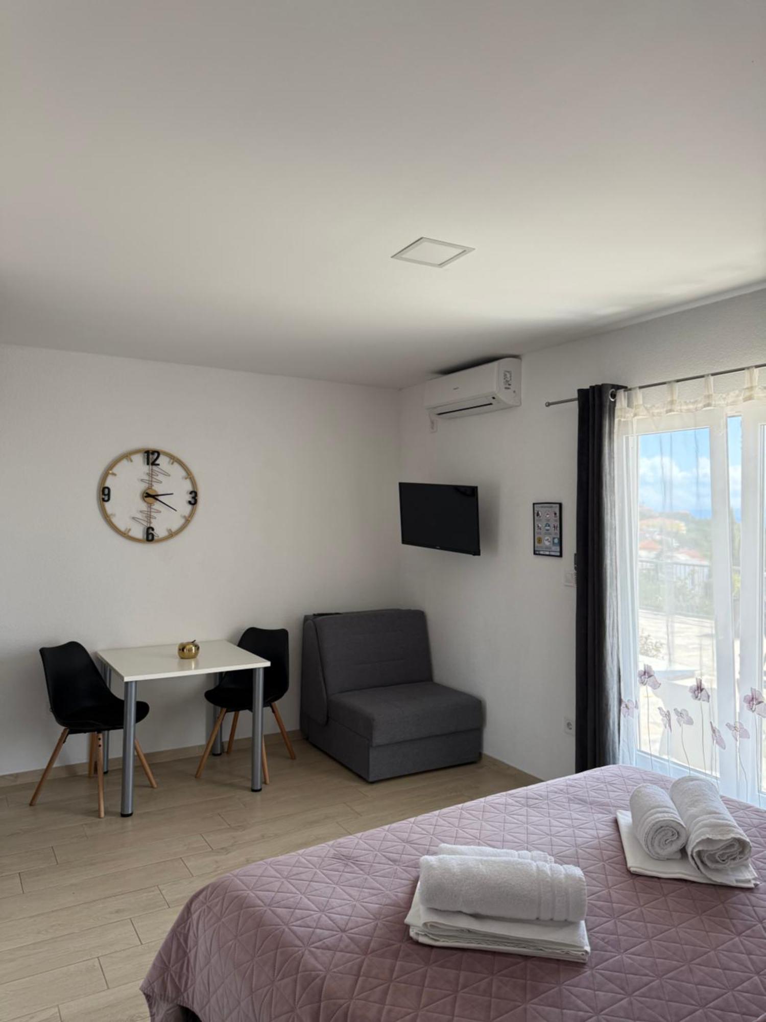 Apartments Matic Baška Voda Eksteriør billede